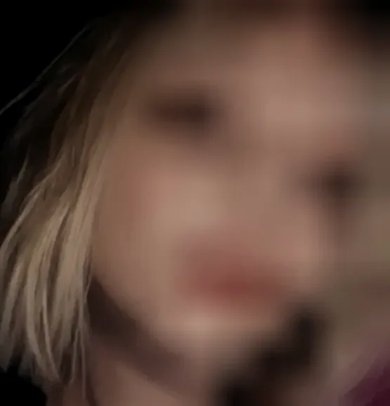Carlotta, 19 anni