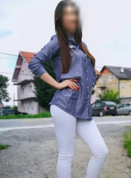 Manuela, 26 anni