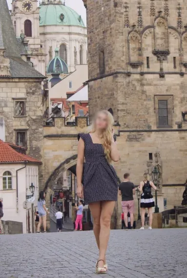 Morena, 29 anni
